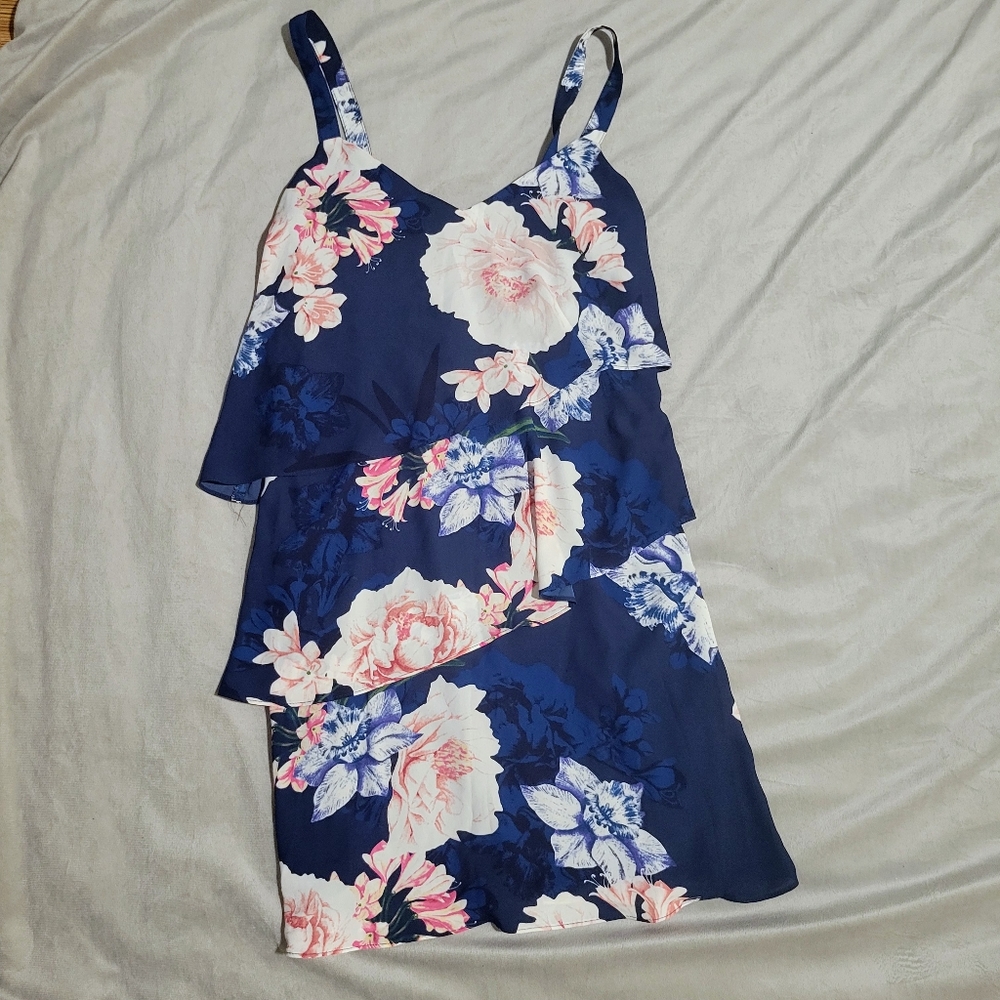 New Whbm blue floral ruffle dress